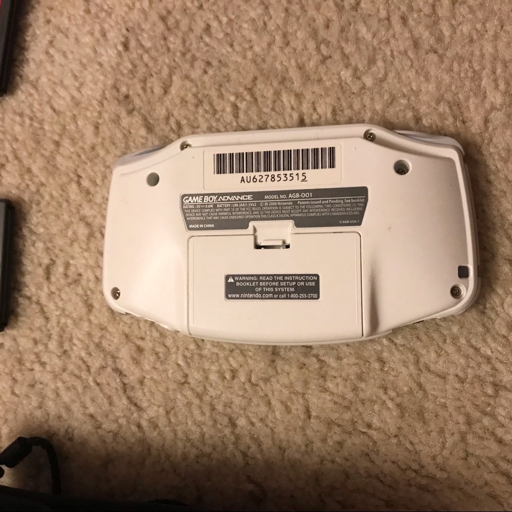 Game Boy Advance White and Games - Picture 3 of 5